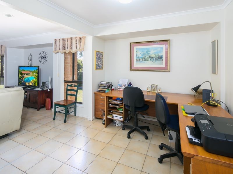 57 Whitehall Avenue, Birkdale QLD 4159