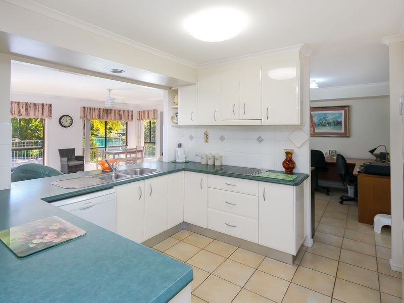 57 Whitehall Avenue, Birkdale QLD 4159