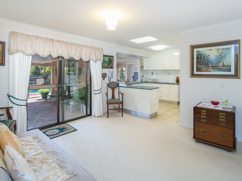 57 Whitehall Avenue, Birkdale QLD 4159
