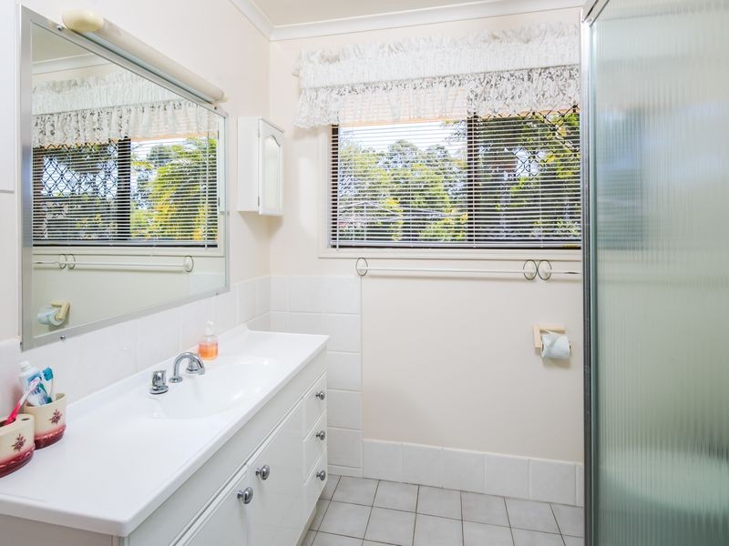 57 Whitehall Avenue, Birkdale QLD 4159