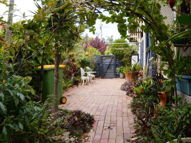 12 Surman Street, Birkdale QLD 4159