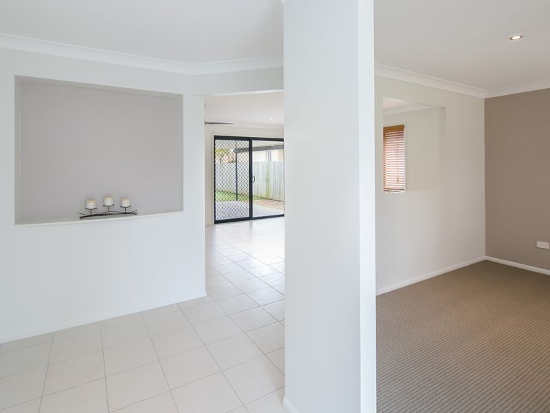 14 Haig Road, Birkdale QLD 4159