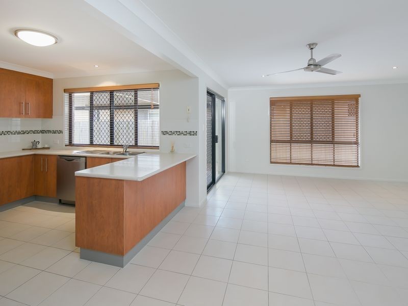 14 Haig Road, Birkdale QLD 4159