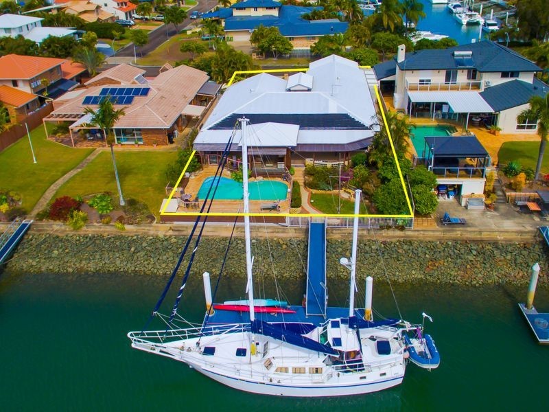 10 Keel Street, Birkdale QLD 4159