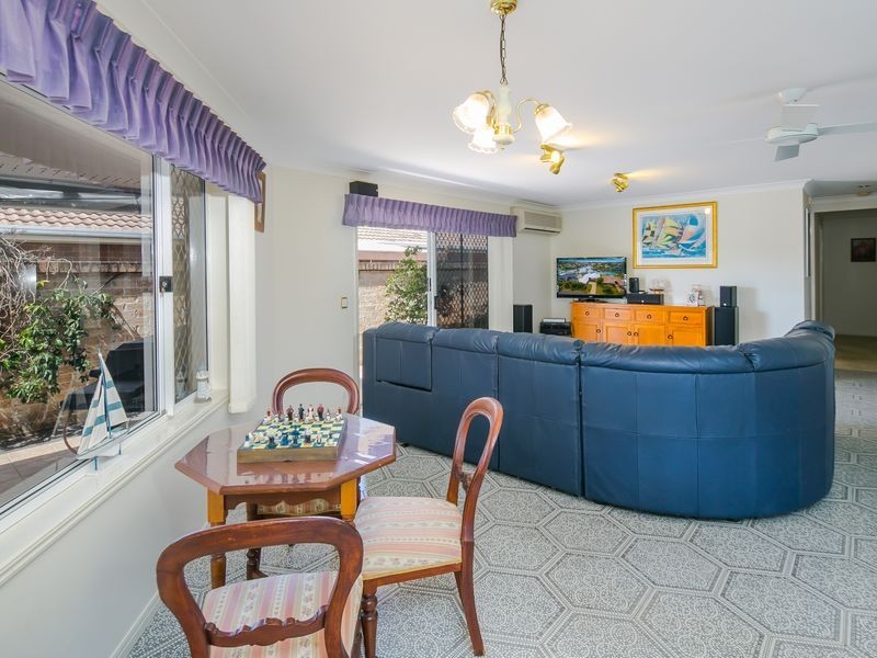 10 Keel Street, Birkdale QLD 4159