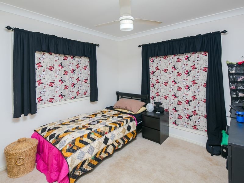 10 Keel Street, Birkdale QLD 4159