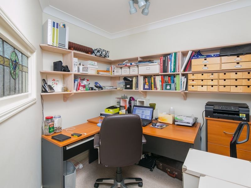 10 Keel Street, Birkdale QLD 4159