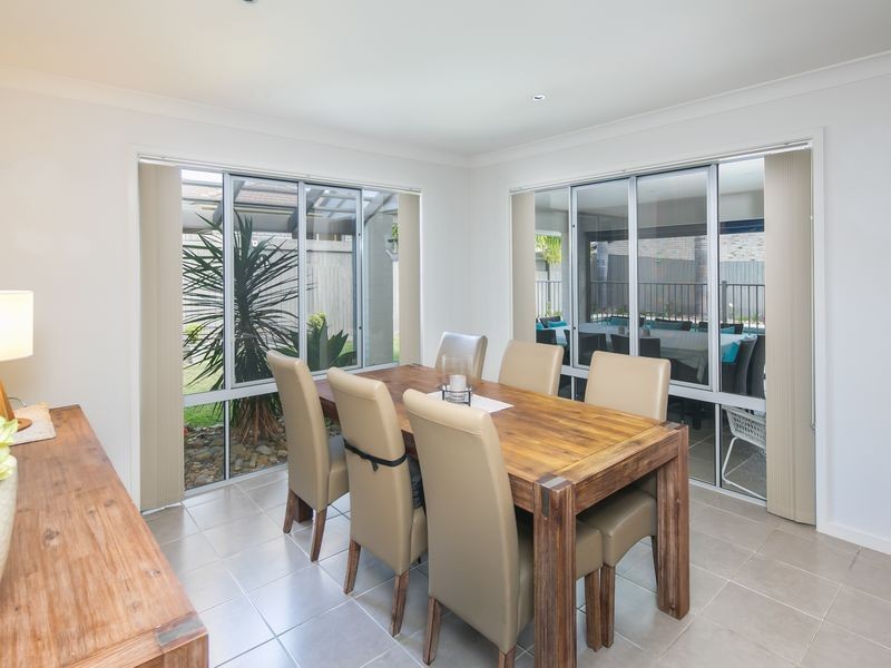 12 Elaine Place, Birkdale QLD 4159