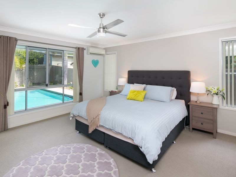 12 Elaine Place, Birkdale QLD 4159