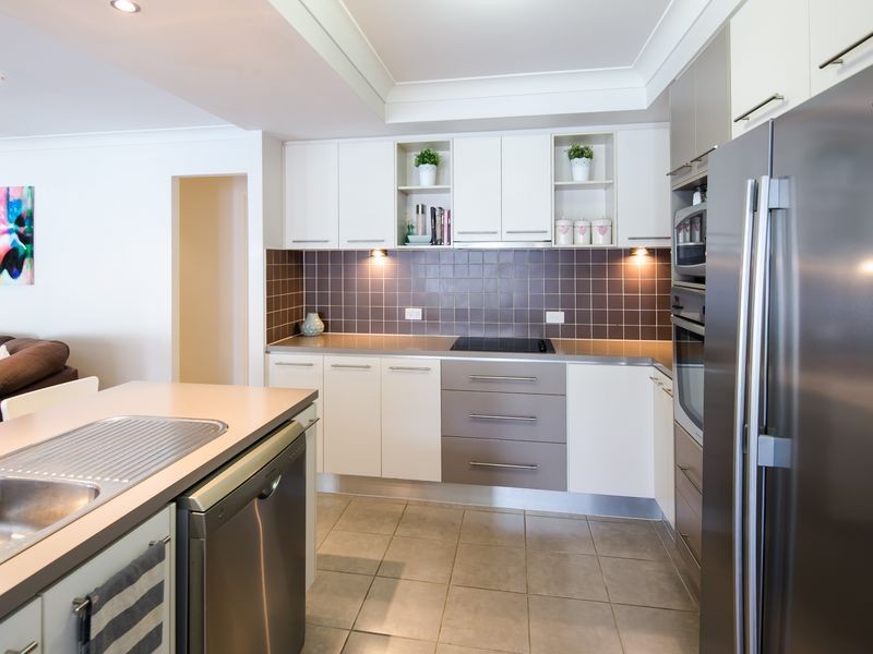 12 Elaine Place, Birkdale QLD 4159