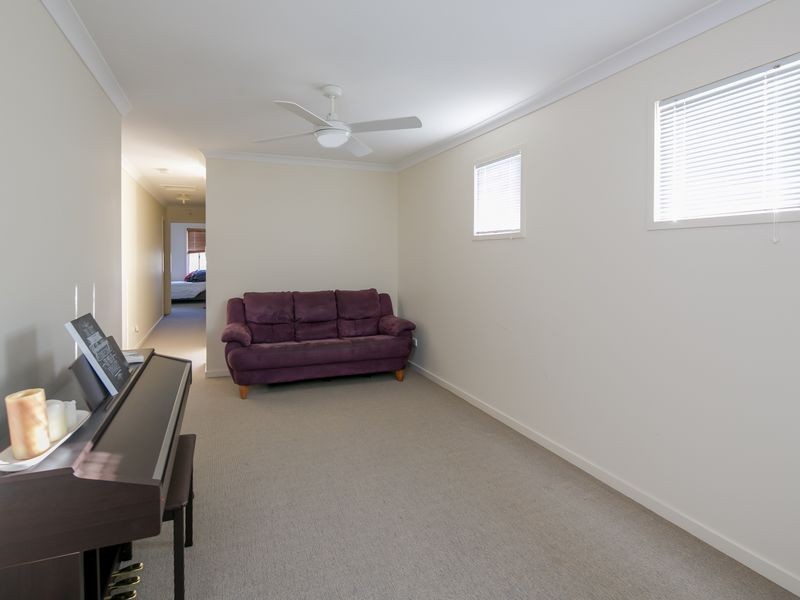 50 Foch Street, Wynnum West QLD 4178