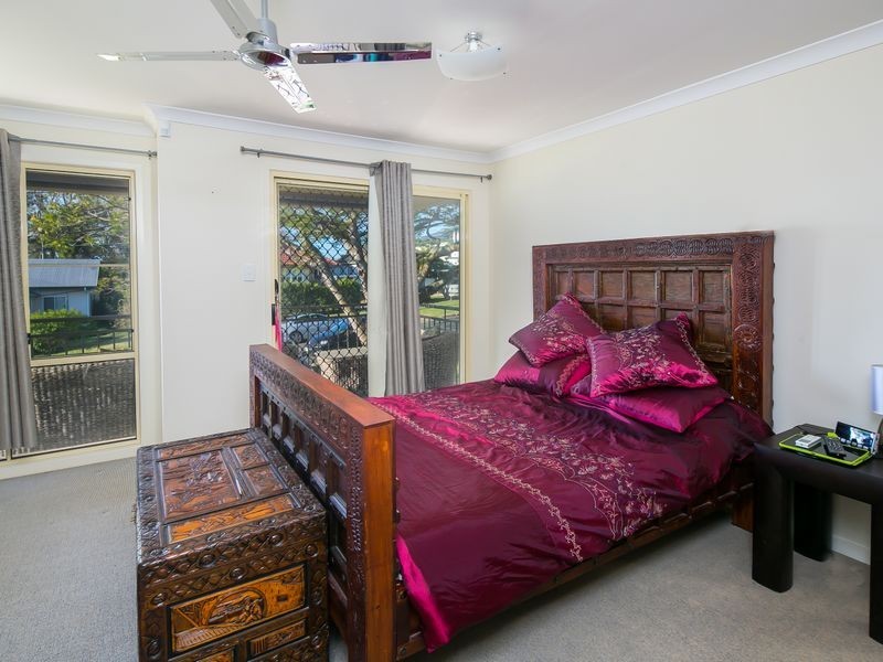 50 Foch Street, Wynnum West QLD 4178