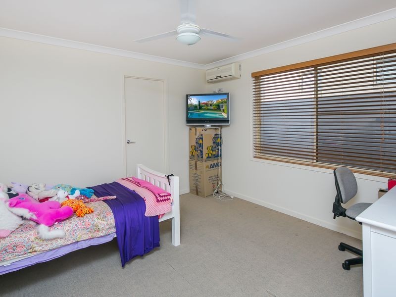 50 Foch Street, Wynnum West QLD 4178