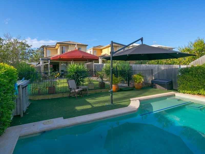 50 Foch Street, Wynnum West QLD 4178