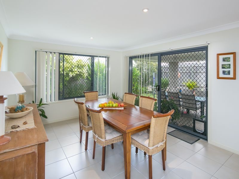 6 Torello Crescent, Victoria Point QLD 4165