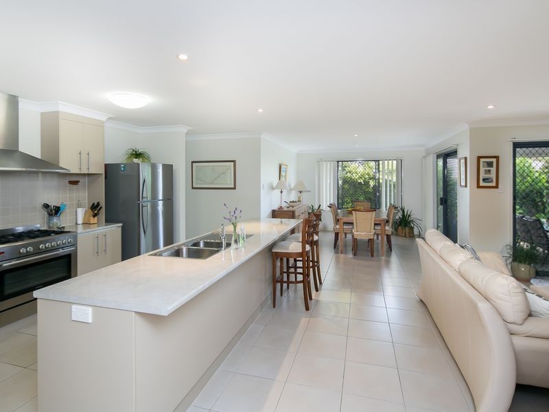 6 Torello Crescent, Victoria Point QLD 4165