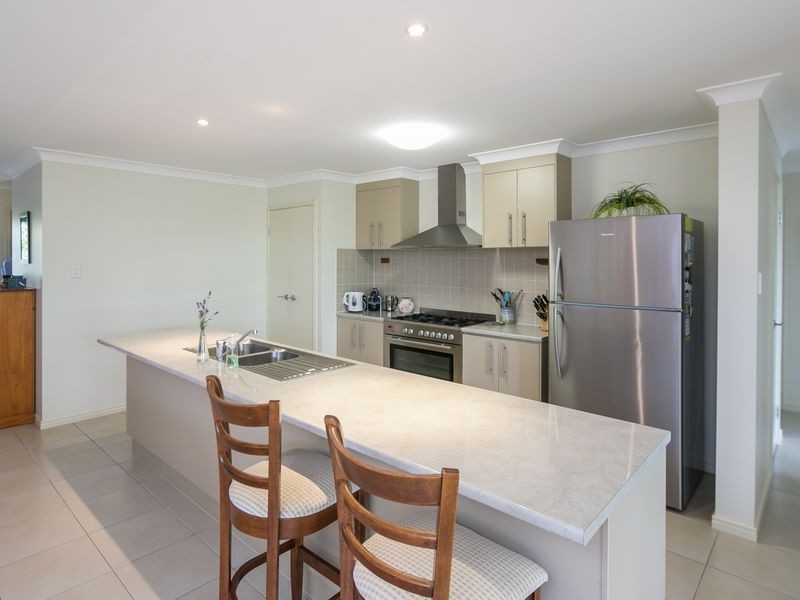 6 Torello Crescent, Victoria Point QLD 4165