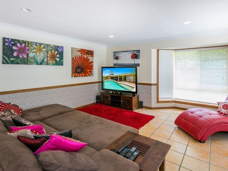 91 Creek Road, Birkdale QLD 4159