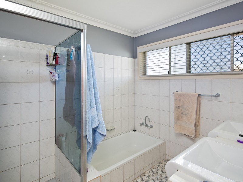 19 Boom Court, Birkdale QLD 4159