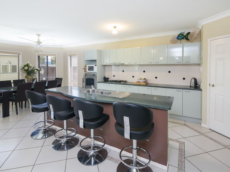 12 Holborn Court, Alexandra Hills QLD 4161