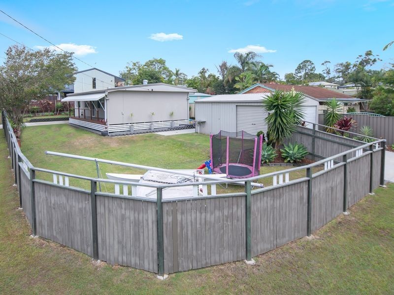 8 Banks Street, Capalaba QLD 4157