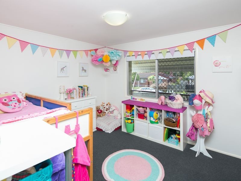 8 Banks Street, Capalaba QLD 4157