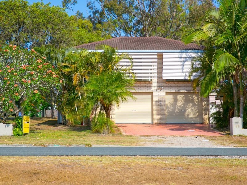 128 Queens Esplanade, Thorneside QLD 4158
