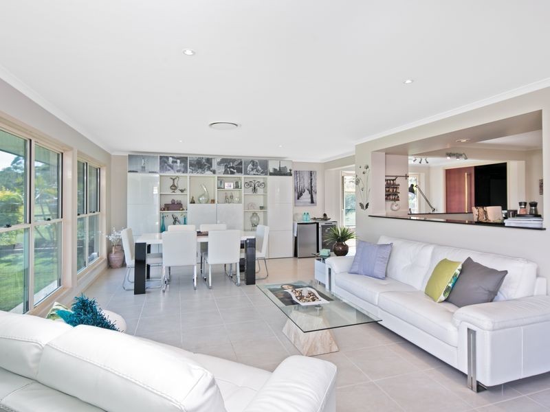 11 Catherine Street, Birkdale QLD 4159