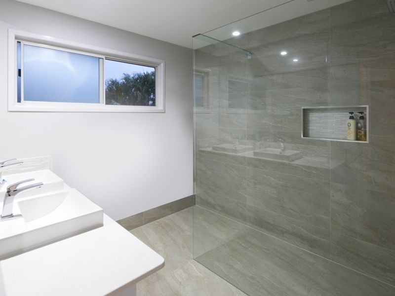 40 Clive Road, Birkdale QLD 4159