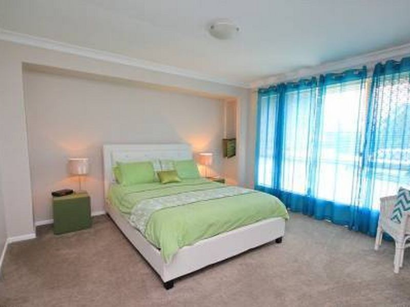 39 Carinyan Drive, Birkdale QLD 4159