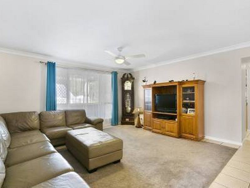 39 Carinyan Drive, Birkdale QLD 4159