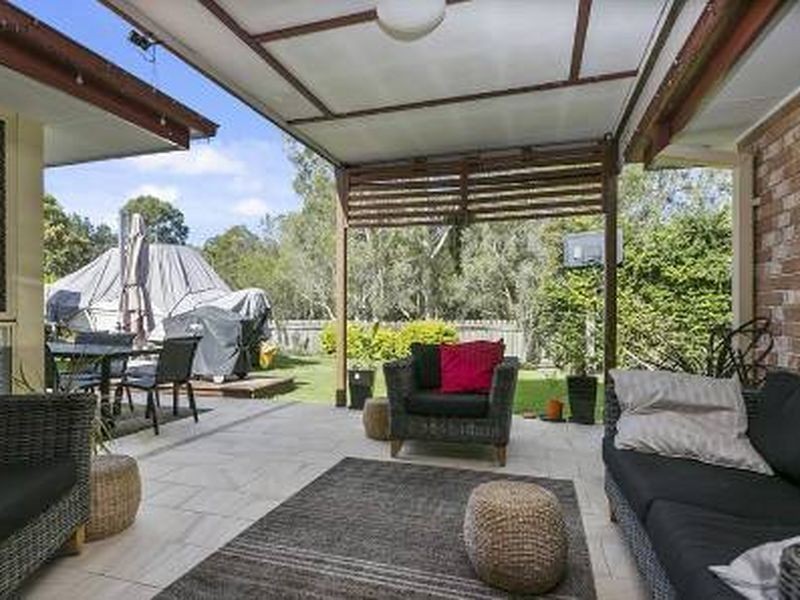 39 Carinyan Drive, Birkdale QLD 4159