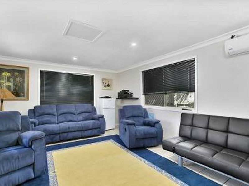 39 Carinyan Drive, Birkdale QLD 4159