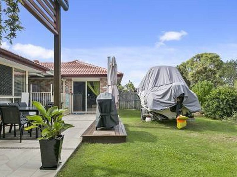 39 Carinyan Drive, Birkdale QLD 4159