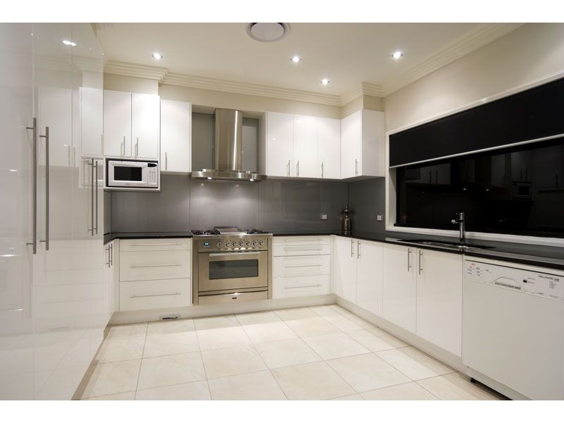 17 Mallan Terrace, Birkdale QLD 4159