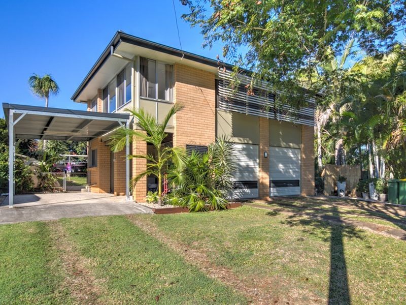 4 Catalina Crescent, Birkdale QLD 4159