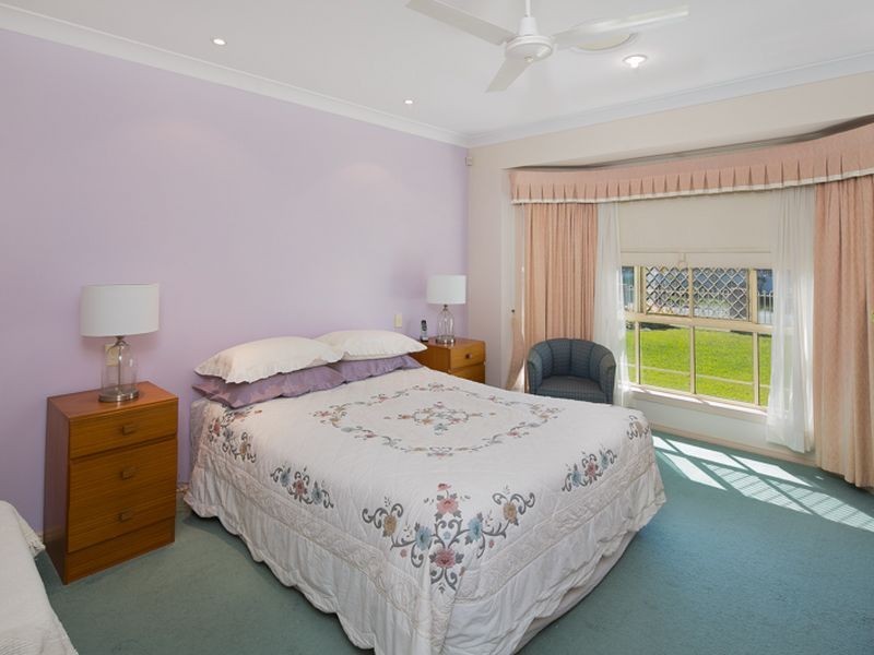 82 Mary Pleasant Dr, Birkdale QLD 4159