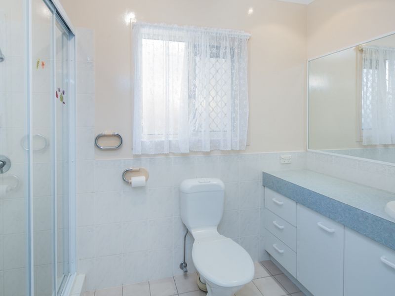 82 Mary Pleasant Dr, Birkdale QLD 4159