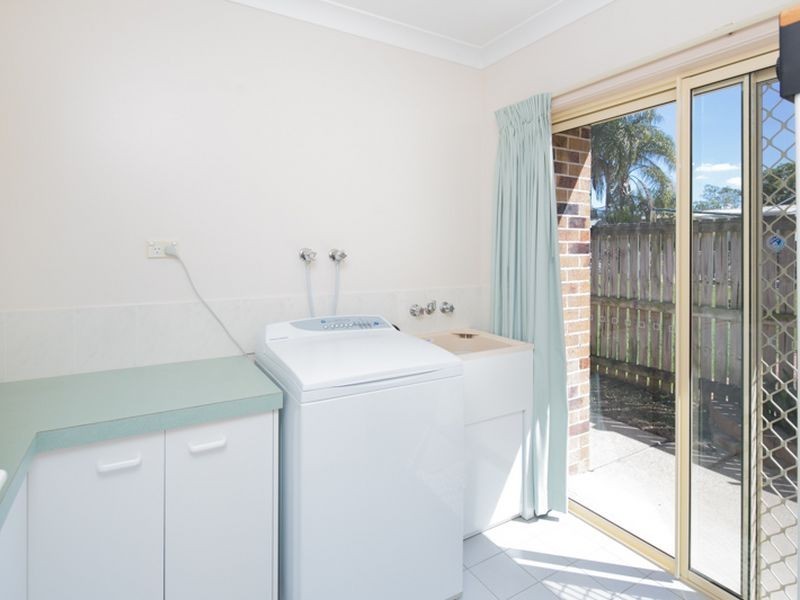 82 Mary Pleasant Dr, Birkdale QLD 4159