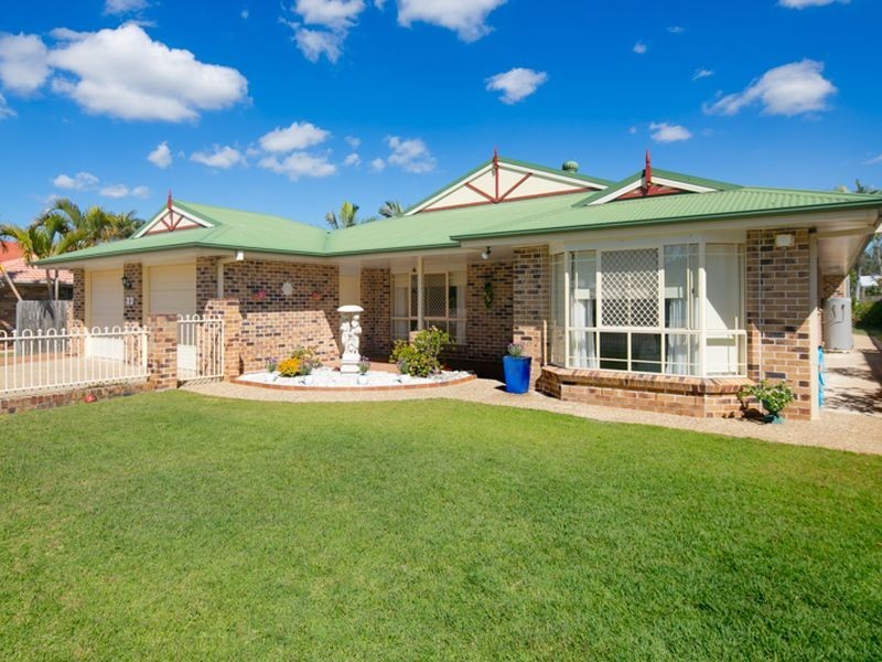 82 Mary Pleasant Dr, Birkdale QLD 4159