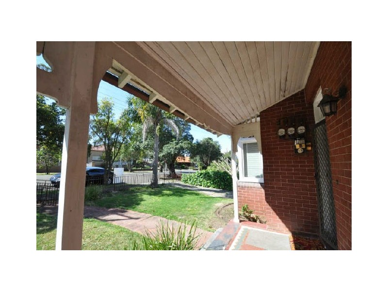 32 Barton Avenue, Haberfield NSW 2045