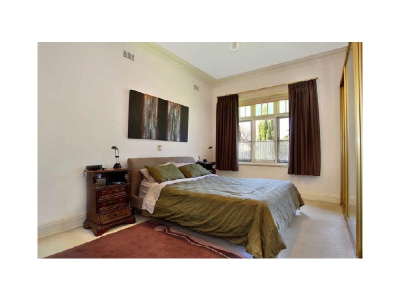 2 Gillies Avenue, Haberfield NSW 2045