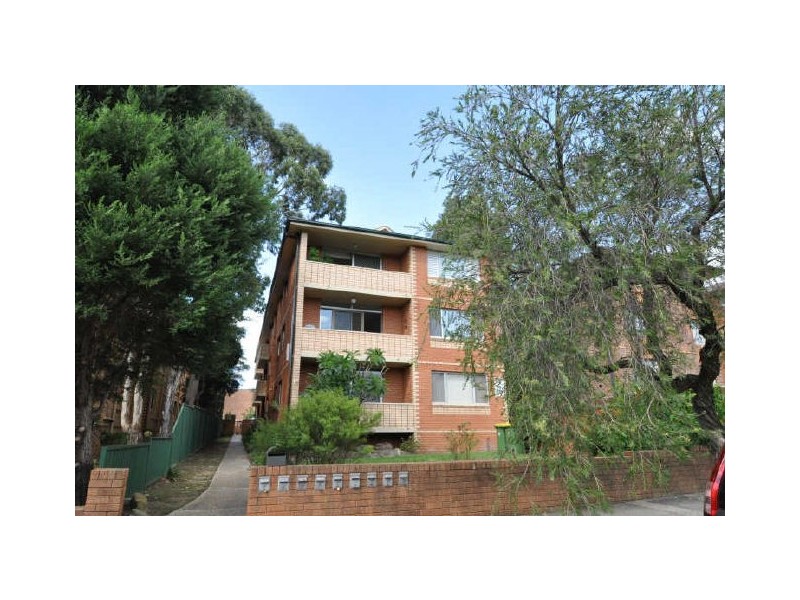 4/15 Loftus Street, Ashfield NSW 2131