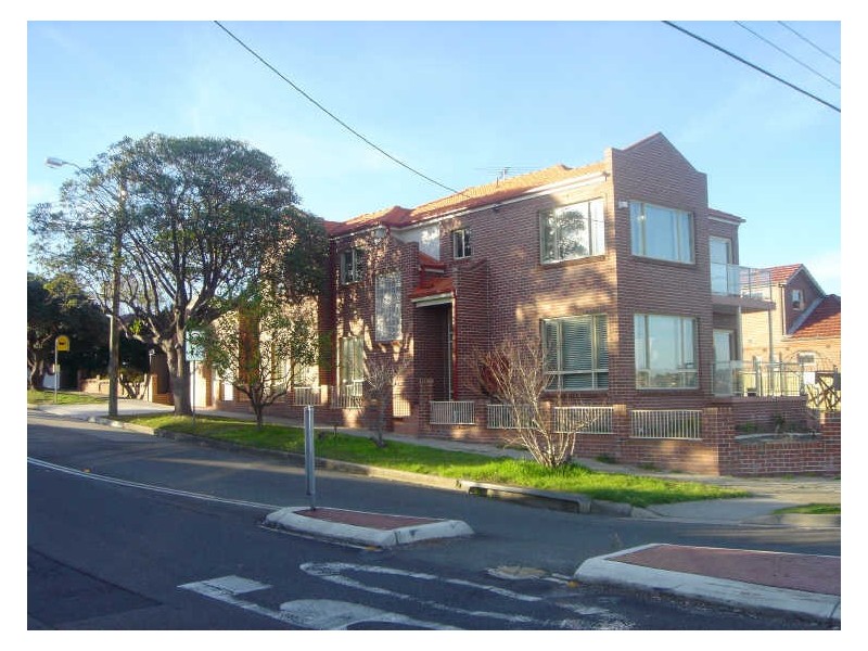 55b Henley Marine Drive, Rodd Point NSW 2046