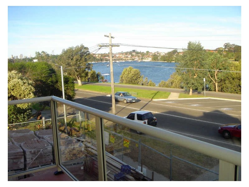 55b Henley Marine Drive, Rodd Point NSW 2046