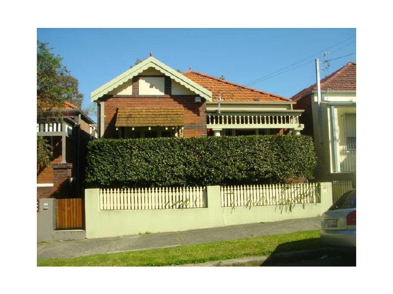 204 Catherine Street, Leichhardt QLD 4305