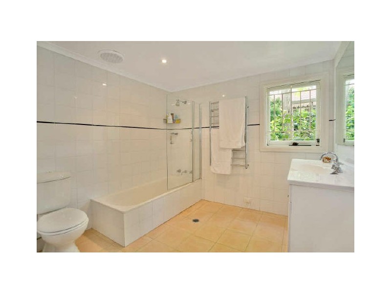 204 Catherine Street, Leichhardt QLD 4305