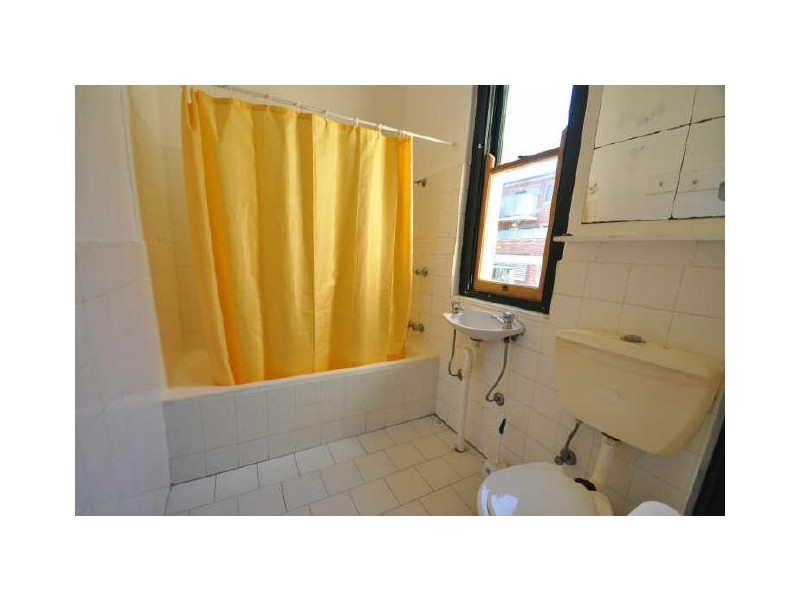 2/11-13 College Street, Croydon NSW 2132