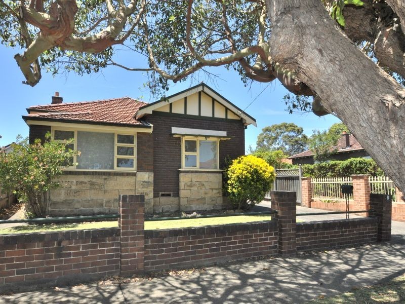 8 Walker Street, Canada Bay NSW 2046