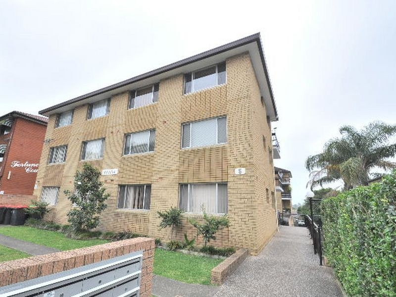4/5-9 St Albans Street, Kingsgrove NSW 2208